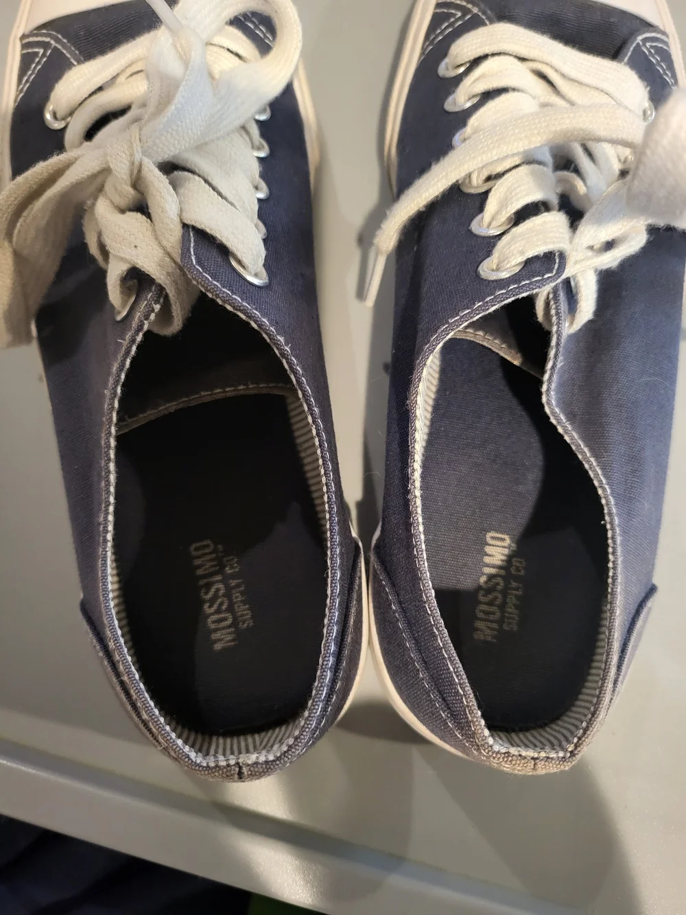 Mossimo Supply Co. Navy Canvas Low-Top Sneakers with White Laces